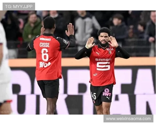 欧塞尔迎雷恩红黑军团延续强势